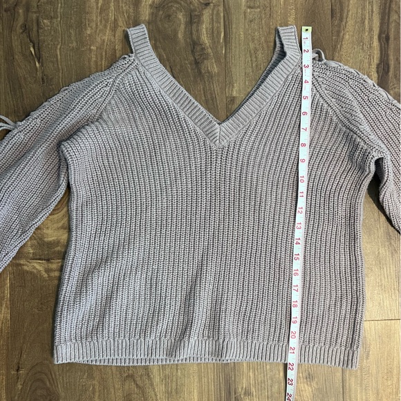 Pacsun LA Hearts V-Neck Knit Sweater, Size M, Dusty Rose Color - Picture 5 of 7